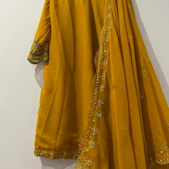 Indian Pakistani Embroidery salwar Kameez suit - Picture 3 of 4